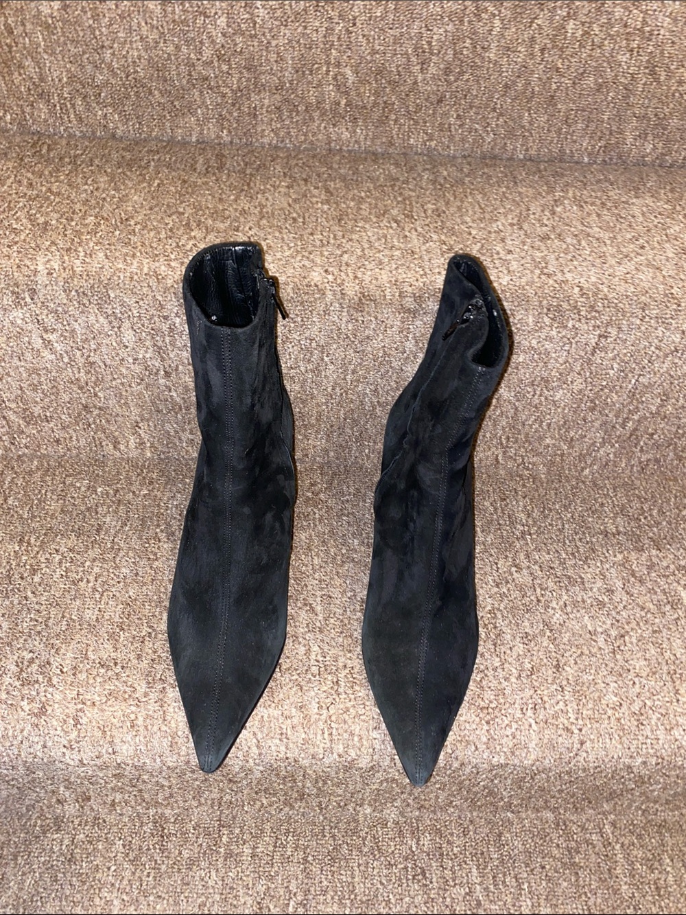 ♠️EUC Nine West Black Genuine Suede Pointed Toe Women's Ankle Boots